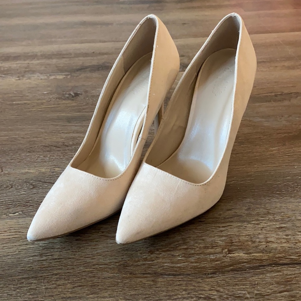 Cream colored pointy heel